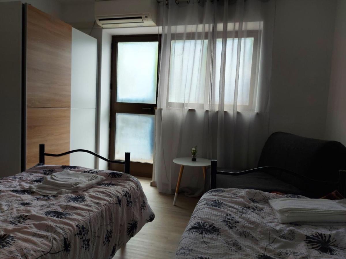 Apartment Ana 伊佐拉 外观 照片