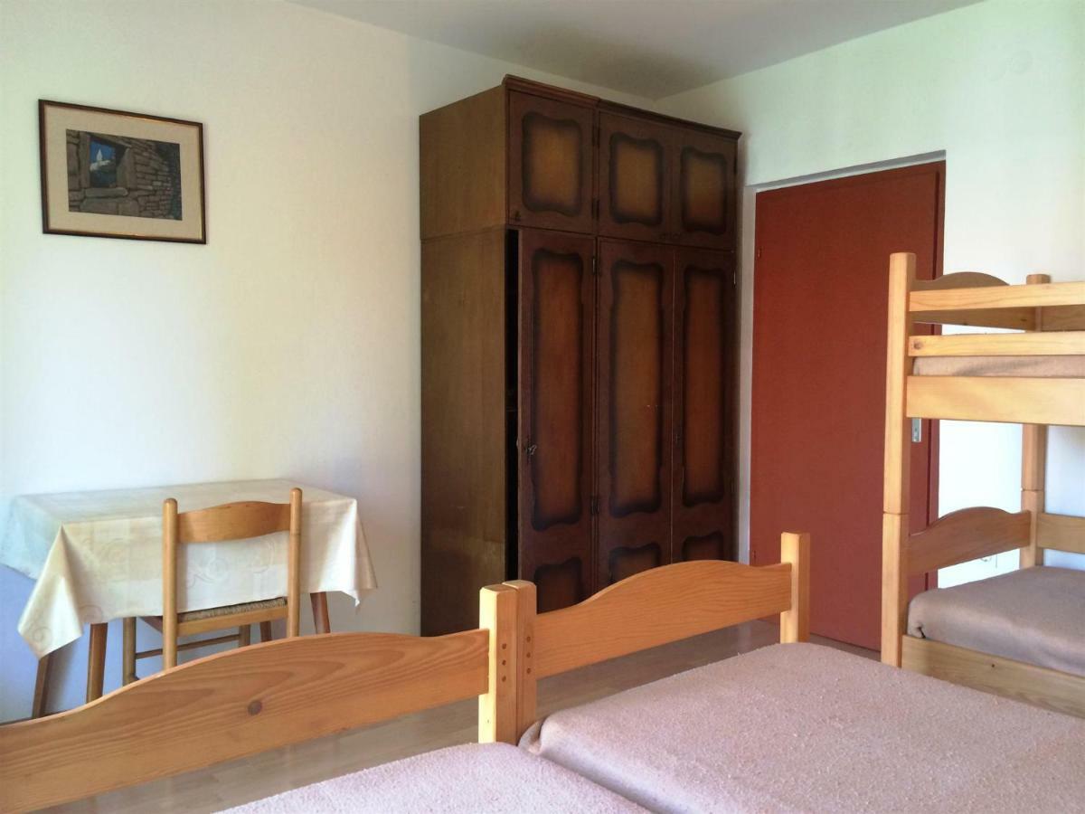 Apartment Ana 伊佐拉 外观 照片